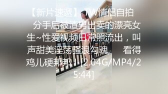  熟女阿姨在家爱爱 被眼镜男无套输出 还是热乎乎的精液射在逼里舒服