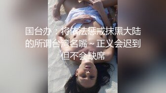 少妇姐妹找干爹激情啪啪，三女一男中年大叔头发都快掉光了