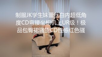 女友发骚了，掰开给我看