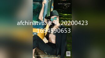 雪莉学妹说着“我好痒喔，学长你什么时候才会插进来呢