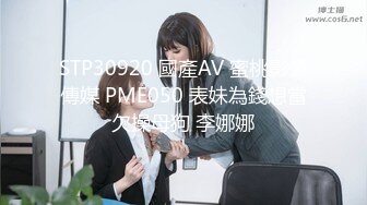 单位女厕近距离偷窥牛仔裤美女??逼洞吊着一条凝固的血条