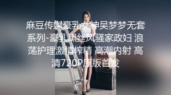  双飞熟女人妻 你姐也挺会喷吗 真会玩真享受 边操逼边被舔菊花 两只大鲍鱼随便玩