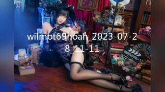 【新片速遞】2022.1.20，【开发探索】，大胸萝莉妹妹，刚换最新iPhone好开心，数完现金裸体相见，阴毛浓密欲望强，花式啪啪