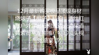 高颜值女神学妹归来露脸直播，用小嘴伺候大哥鸡巴，撩骚狼友互动揉捏骚奶子，让大哥疯狂草嘴表情好骚别错过